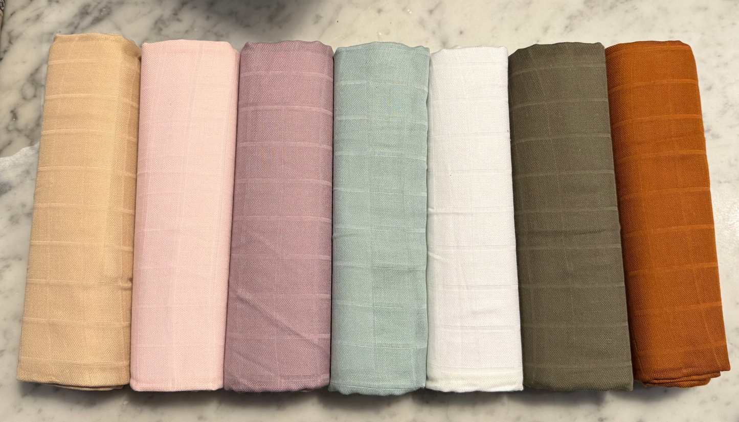 Organic Muslin Small-Medium Wrap | REVOLOGY