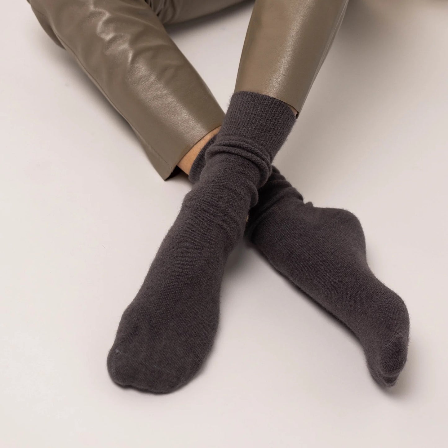 Possum Merino Socks - H Poppy Seed | NOOAN