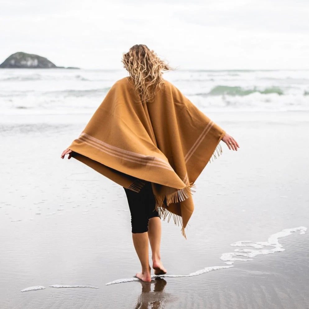 Cashmere and Merino PONCHO | REVOLOGY
