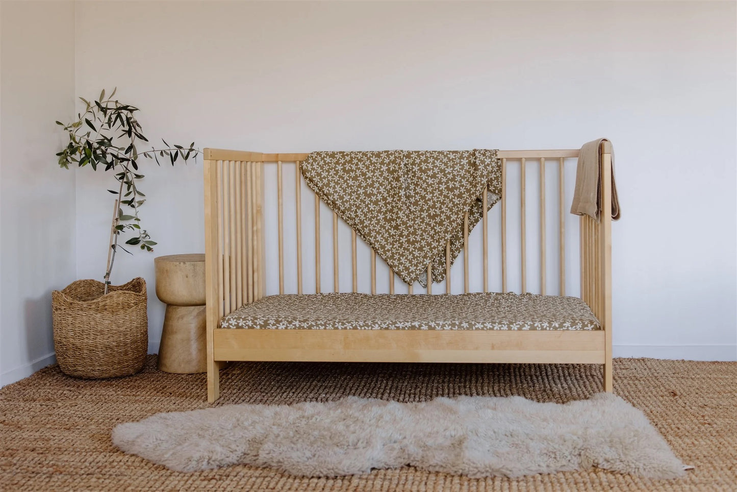 Fitted COT Sheet Elderflower | LENI