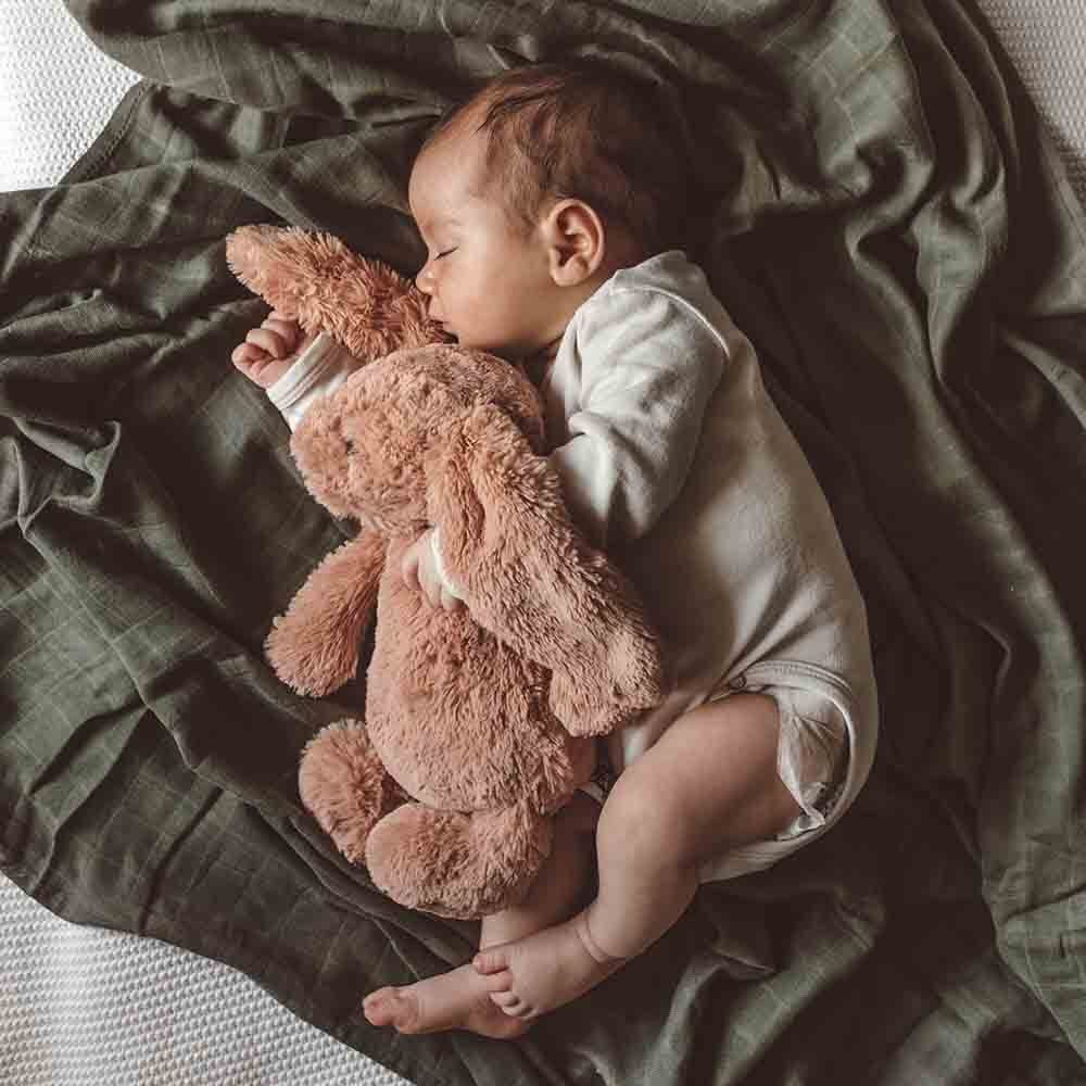 Organic Muslin Wrap | SNUGGLE
