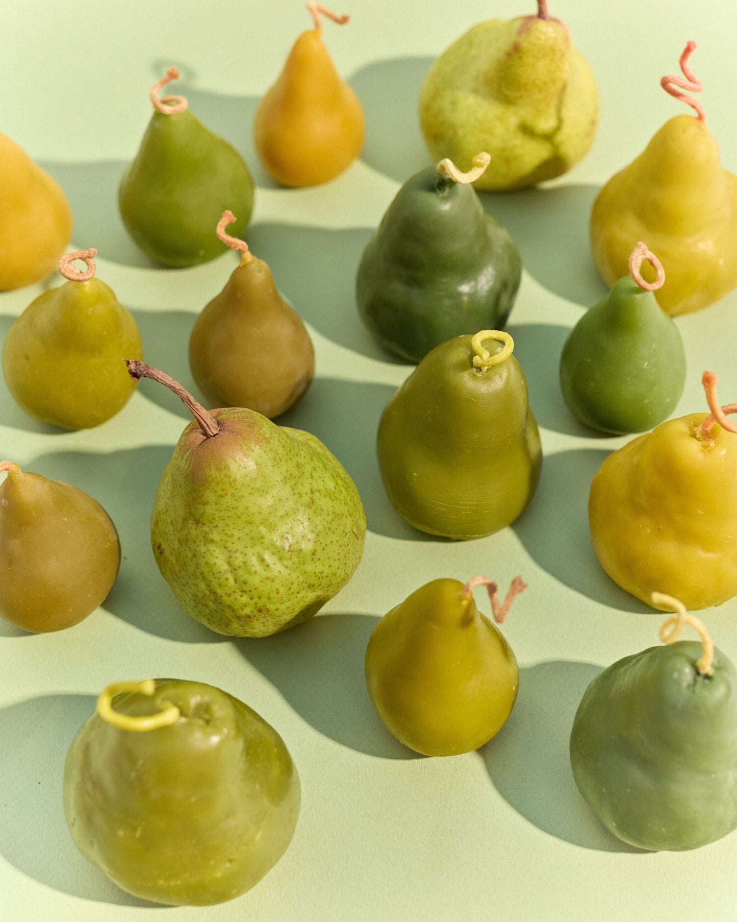Pear Beeswax Candle | 2 Sizes