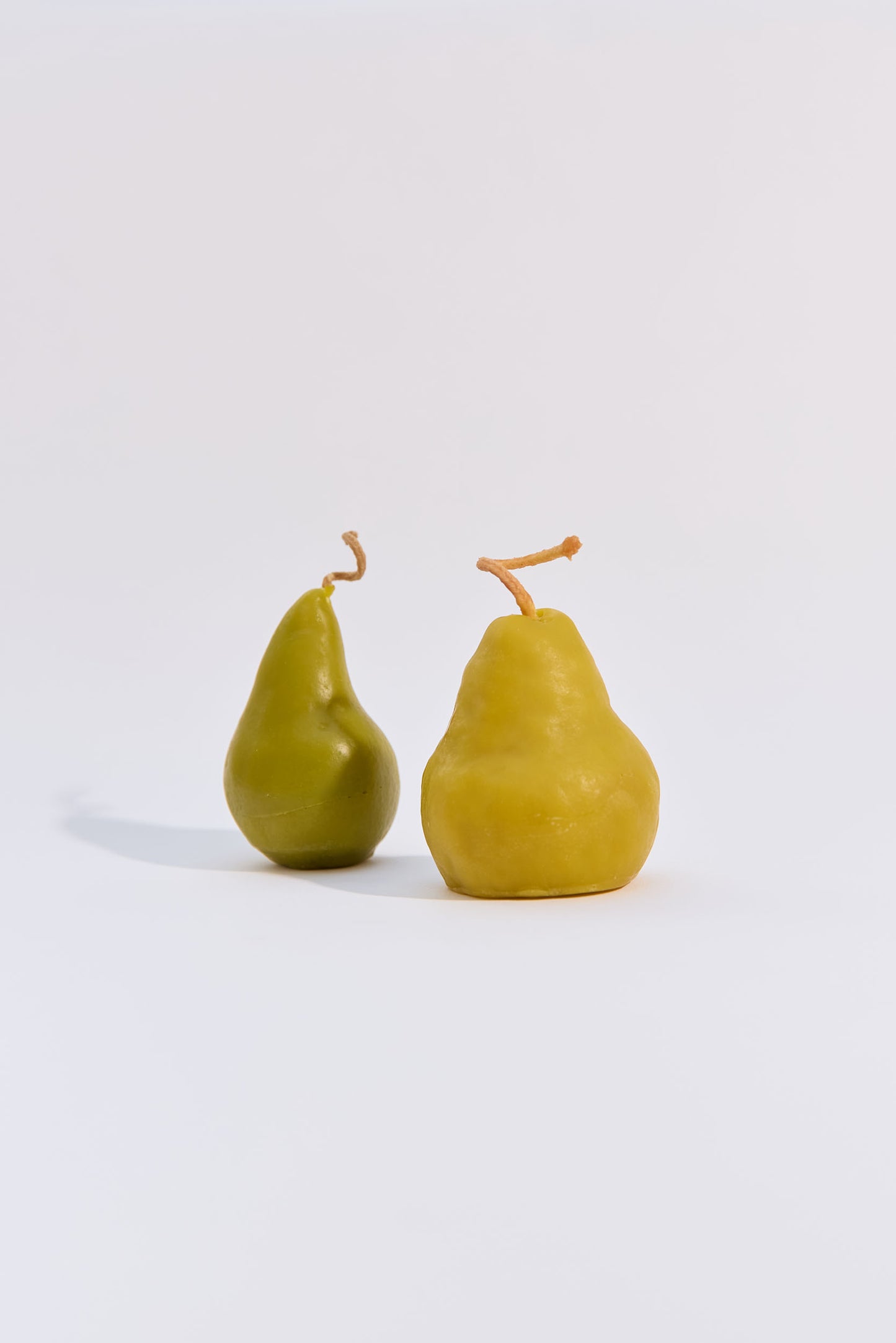 Pear Beeswax Candle | 2 Sizes