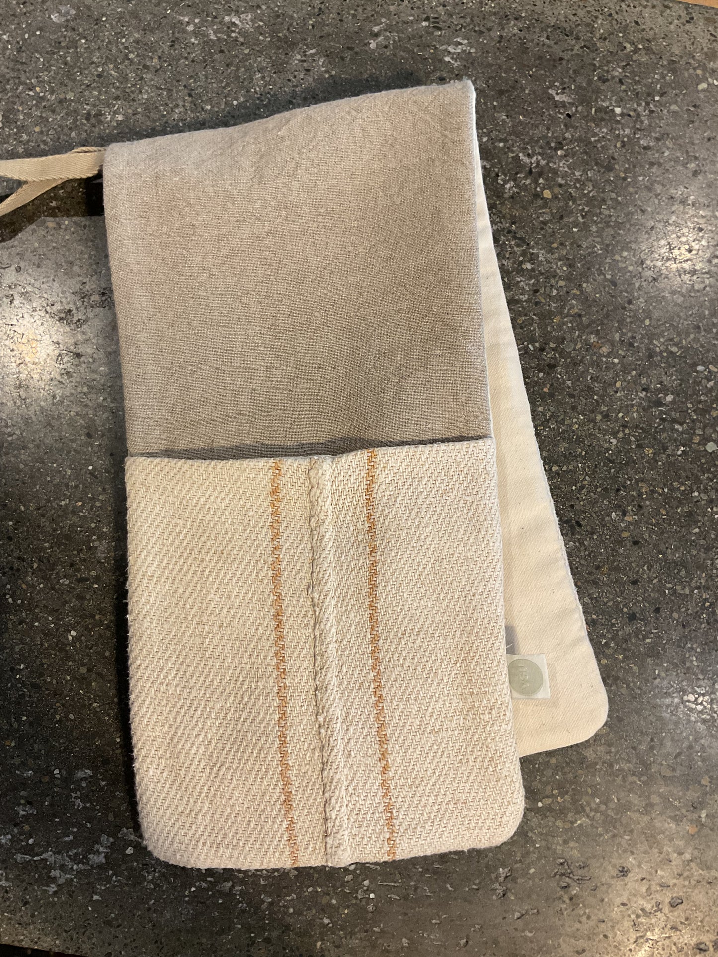 Oven Gloves | VSU