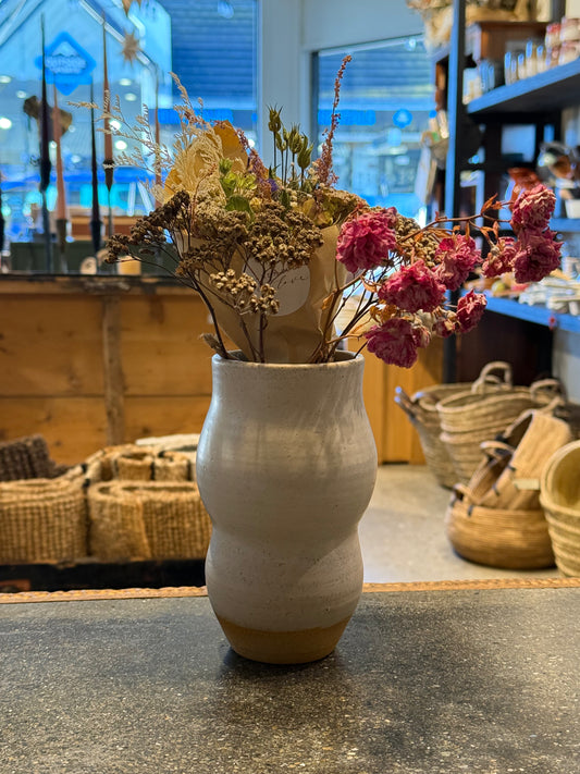 Vanilla Wavy Vase | PB