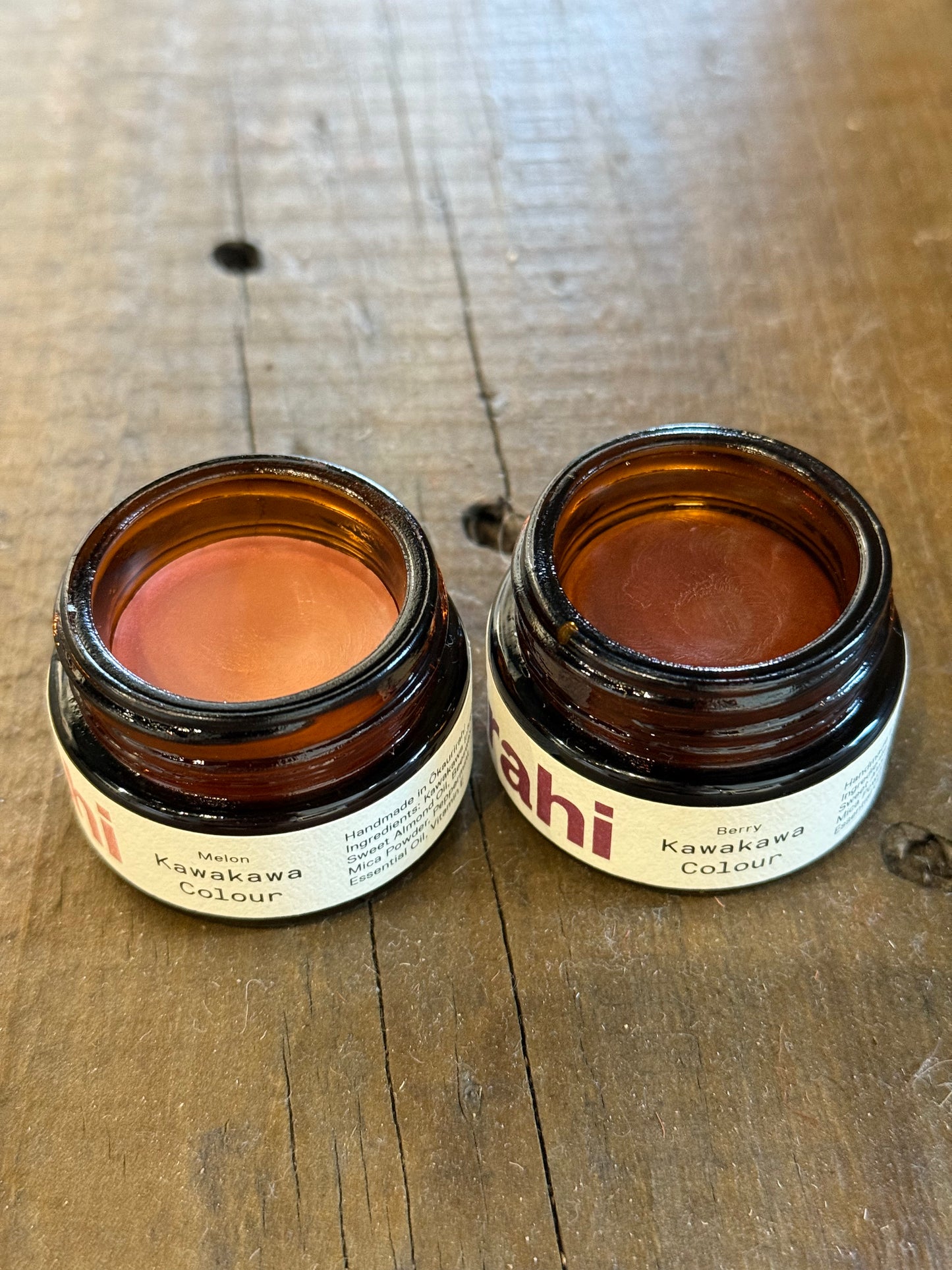 Kawakawa Balm colour |ōkaurirahi