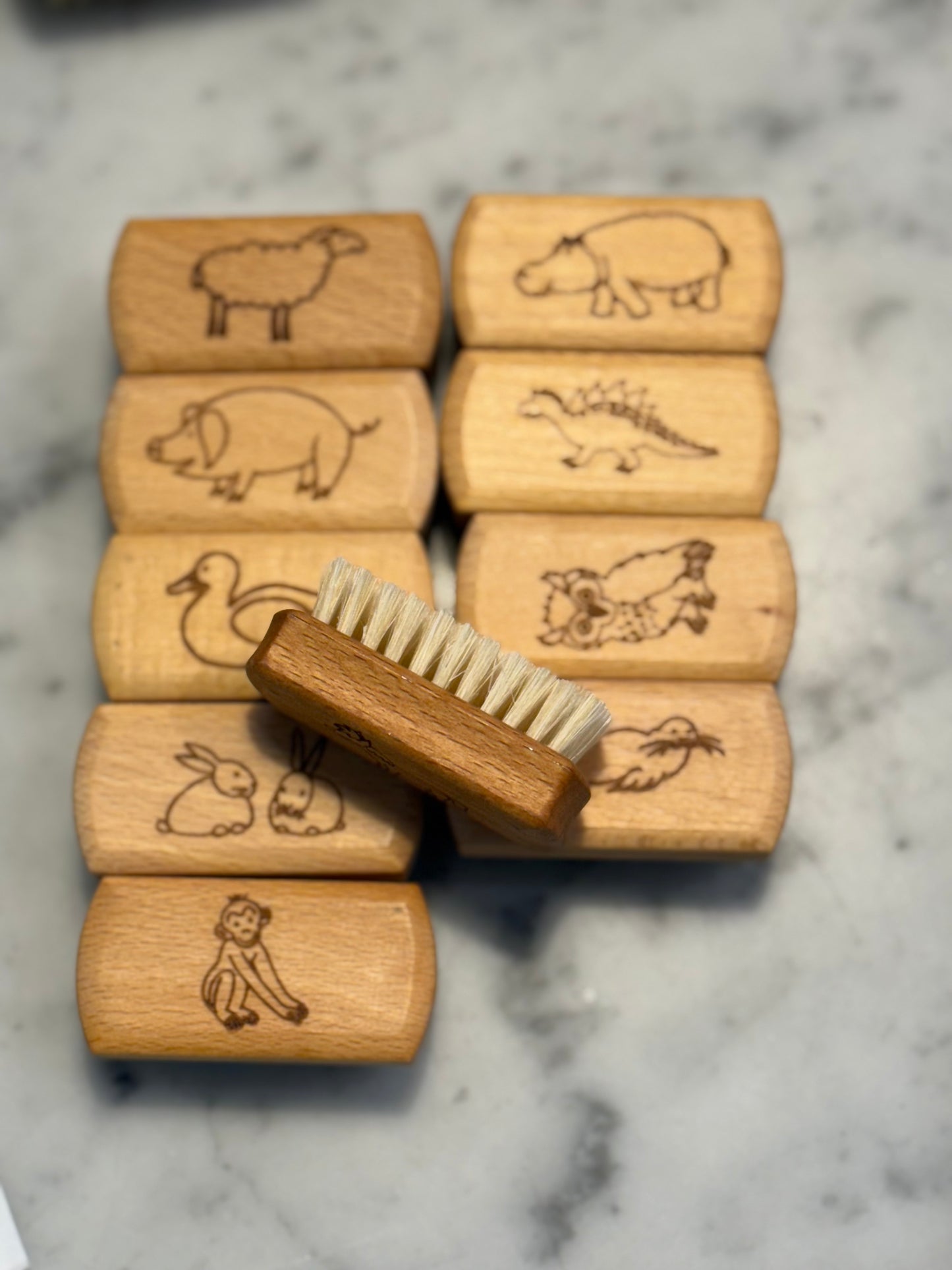 Natural Nail Brush | REVOLOGY