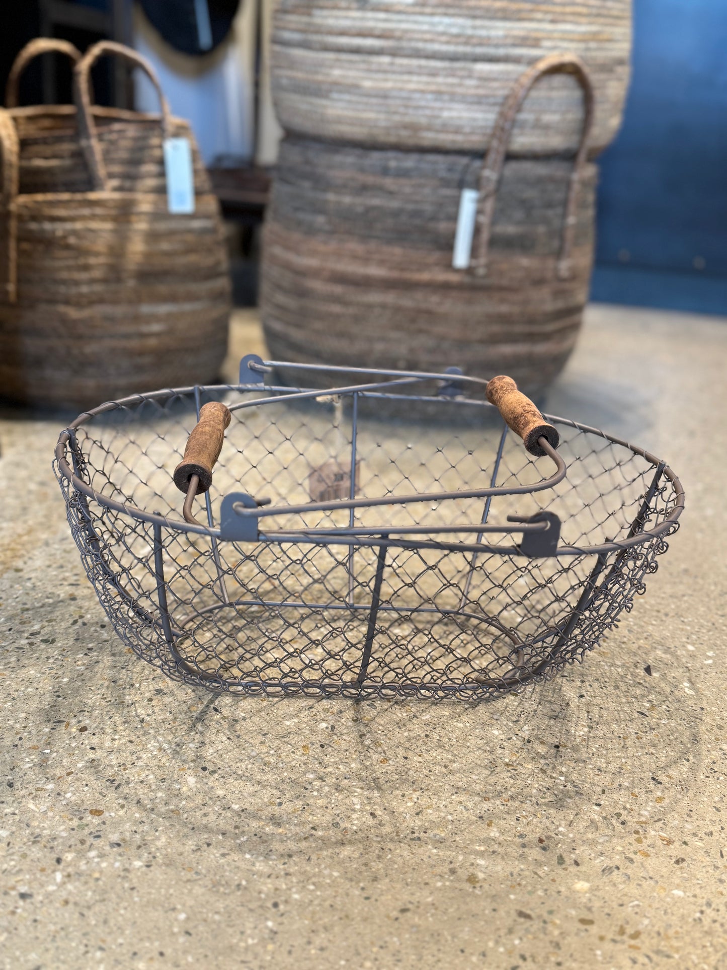Wire Basket Oval Rustic | REVOLOGY