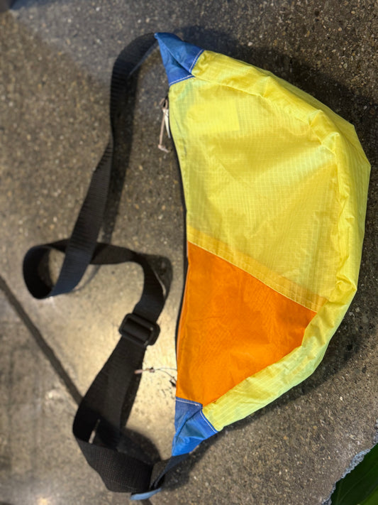 Fanny Pack Banana | RECYCLED PARAGLIDER
