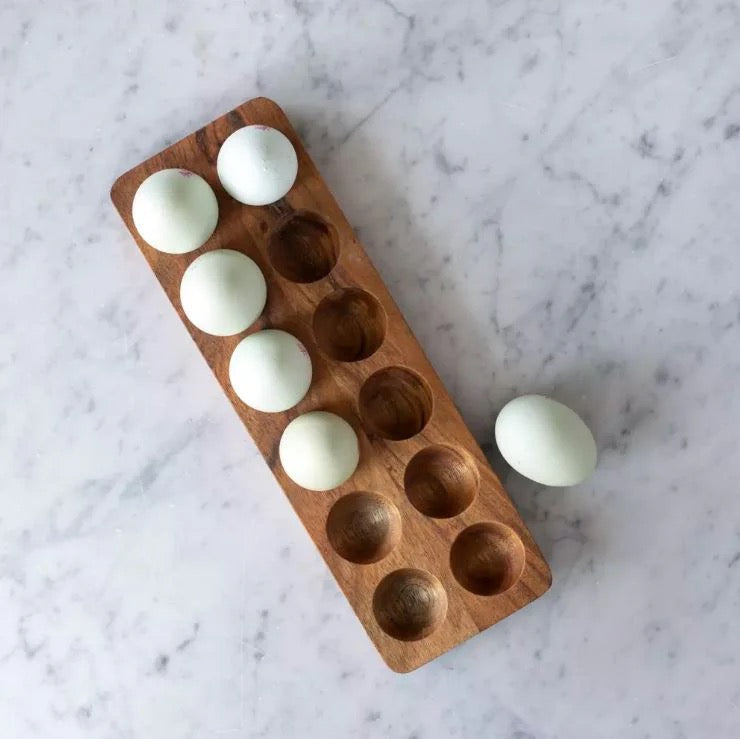 Egg holder - Rimu  Wood | REVOLOGY