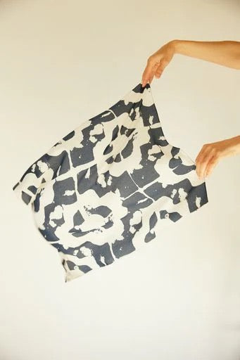 DAISY NAVY & CREAM Scarf | W&B