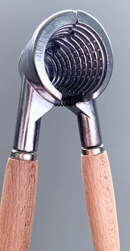 NUT CRACKER | REVOLOGY
