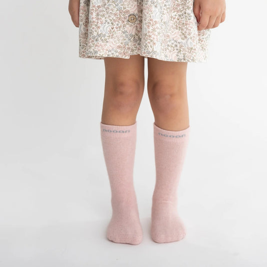 Possum Merino JUNIOR Socks - Roses | NOOAN